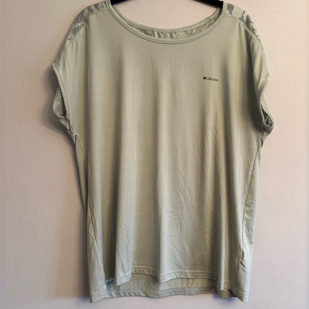 Columbia Tee Sage Green